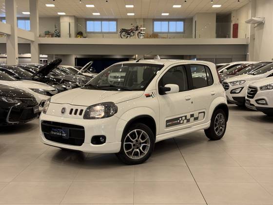 FIAT UNO 1.4 SPORTING 8V FLEX 4P MANUAL FIAT UNO 1.4 SPORTING 8V FLEX 4P MANUAL